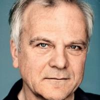Bernhard Schütz