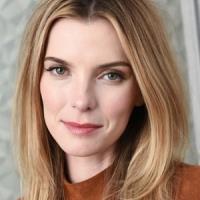 Betty Gilpin