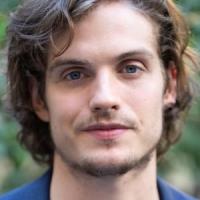 Daniel Sharman