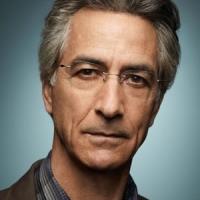 David Strathairn