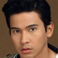 Enchong Dee