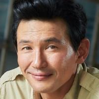 Hwang Jung-min