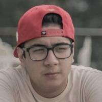Igi Boy Flores