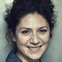 Martha Issová