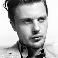Michael Pitt