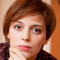 Nelly Uvarova