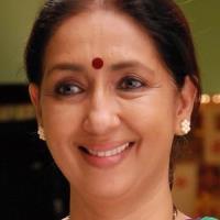 Nina Kulkarni