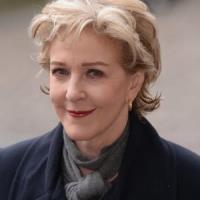 Patricia Hodge