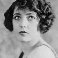 Renée Adorée
