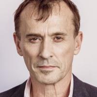 Robert Knepper