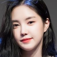 Son Na-eun