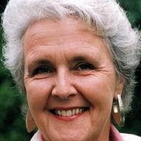 Stephanie Cole