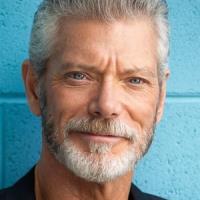 Stephen Lang