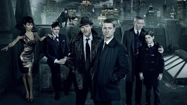 Gotham, Hannibal a další seriály s dabingem na Netflixu