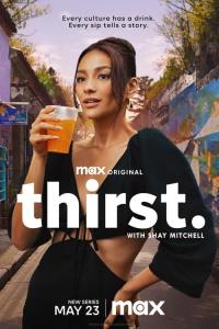 Plnými doušky Shay Mitchell