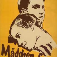 Děvčata v uniformě